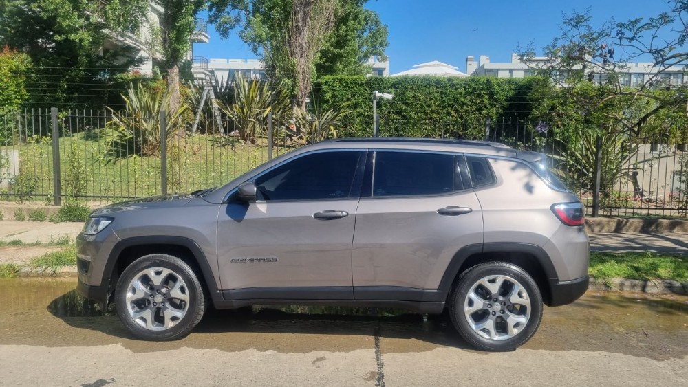 Jeep Compass  Longitude Plus — foto 6